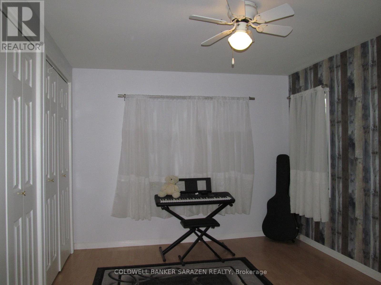 21 Lakefront Lane, Mcnab/braeside, Ontario  K0A 3L0 - Photo 27 - X12138511