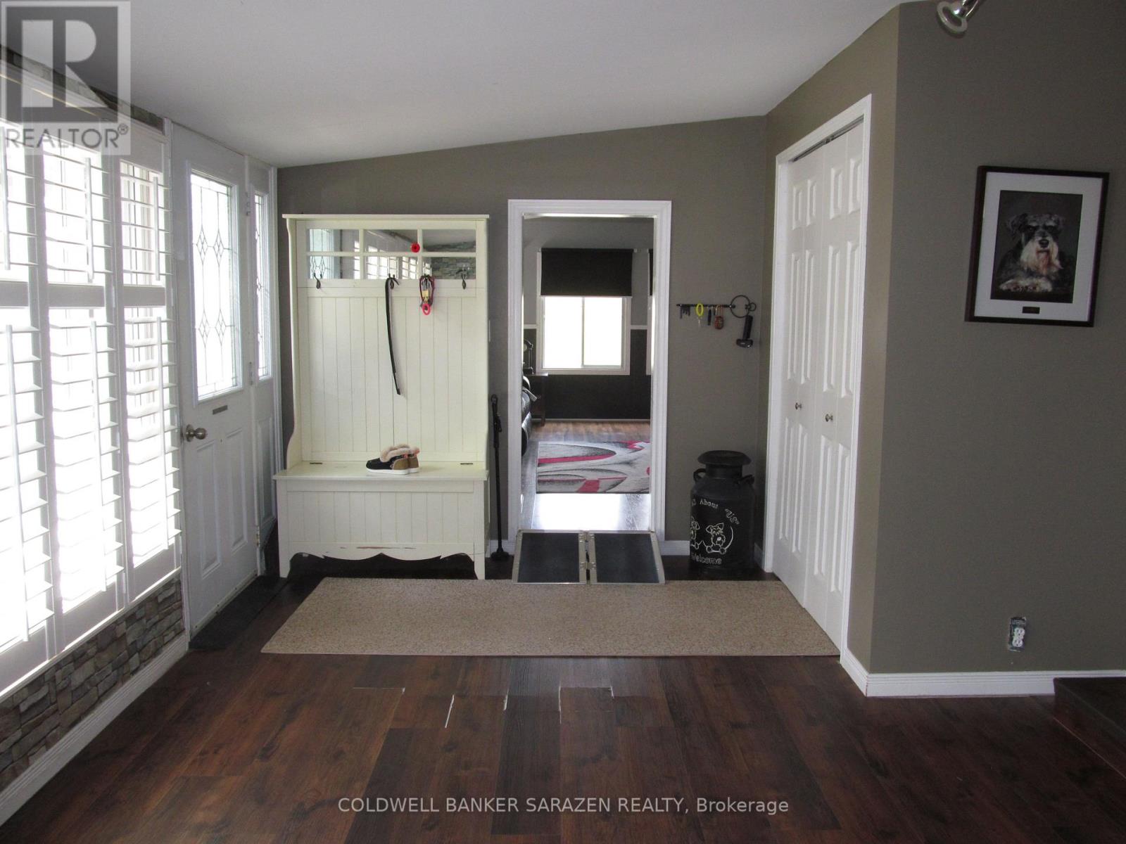 21 Lakefront Lane, Mcnab/braeside, Ontario  K0A 3L0 - Photo 7 - X12138511