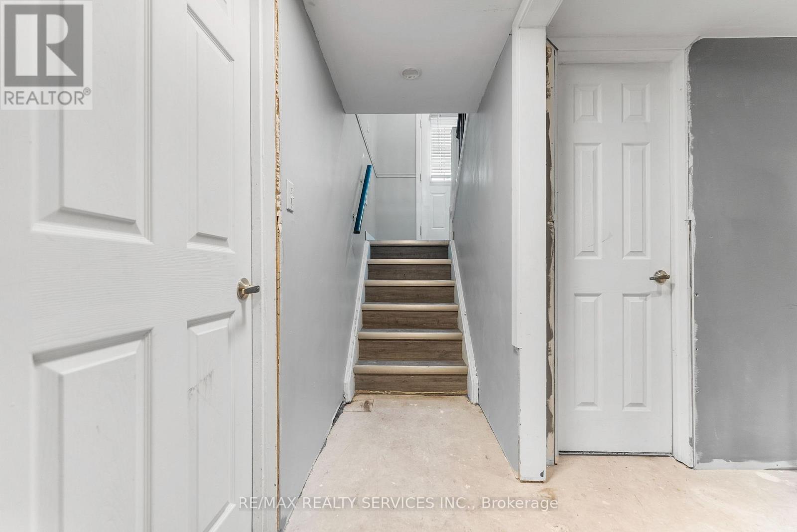 775 Tupper Street, Brockville, Ontario  K6V 6A1 - Photo 23 - X12155590