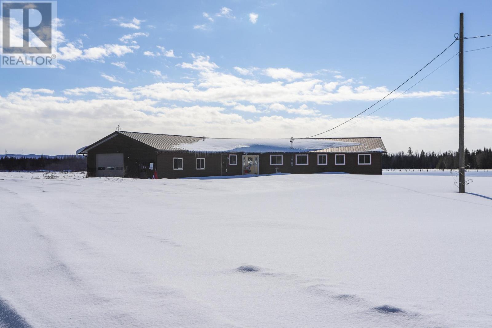 101 Lipsit LN, goulais river, Ontario