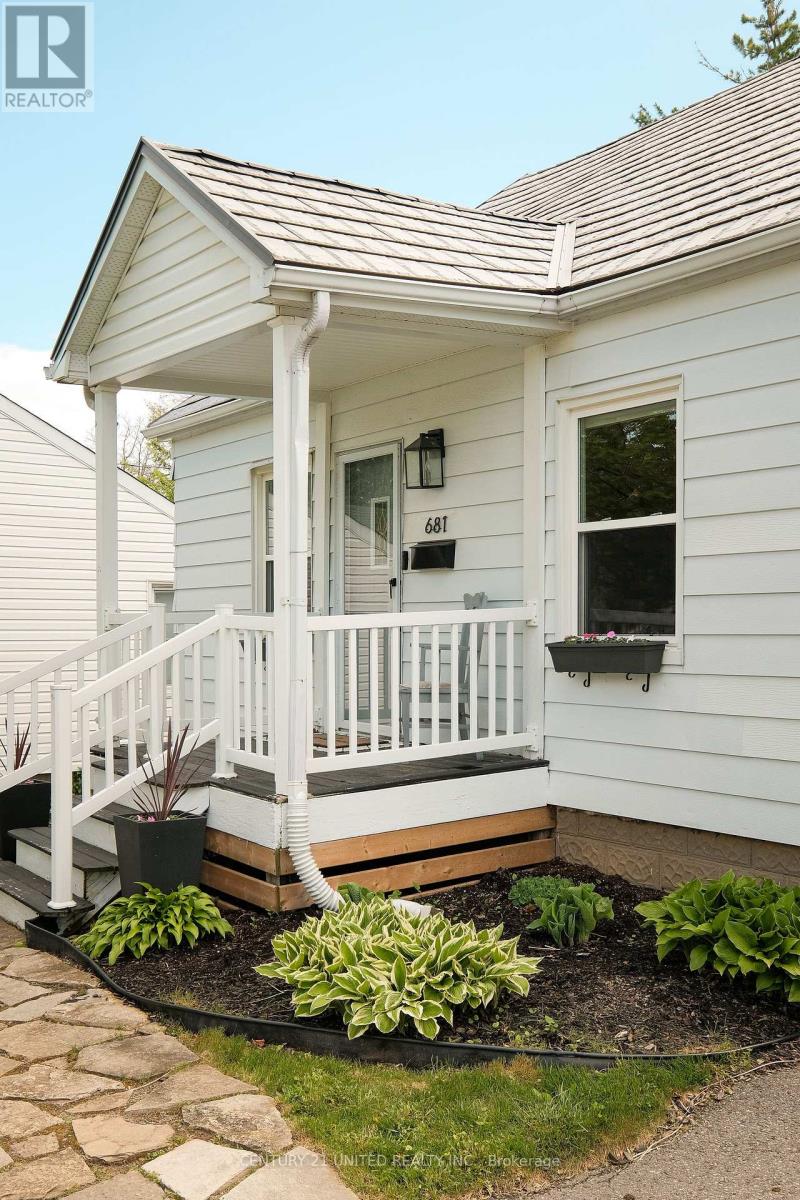 681 Park Street N, Peterborough, Ontario  K9H 4S4 - Photo 42 - X12159355