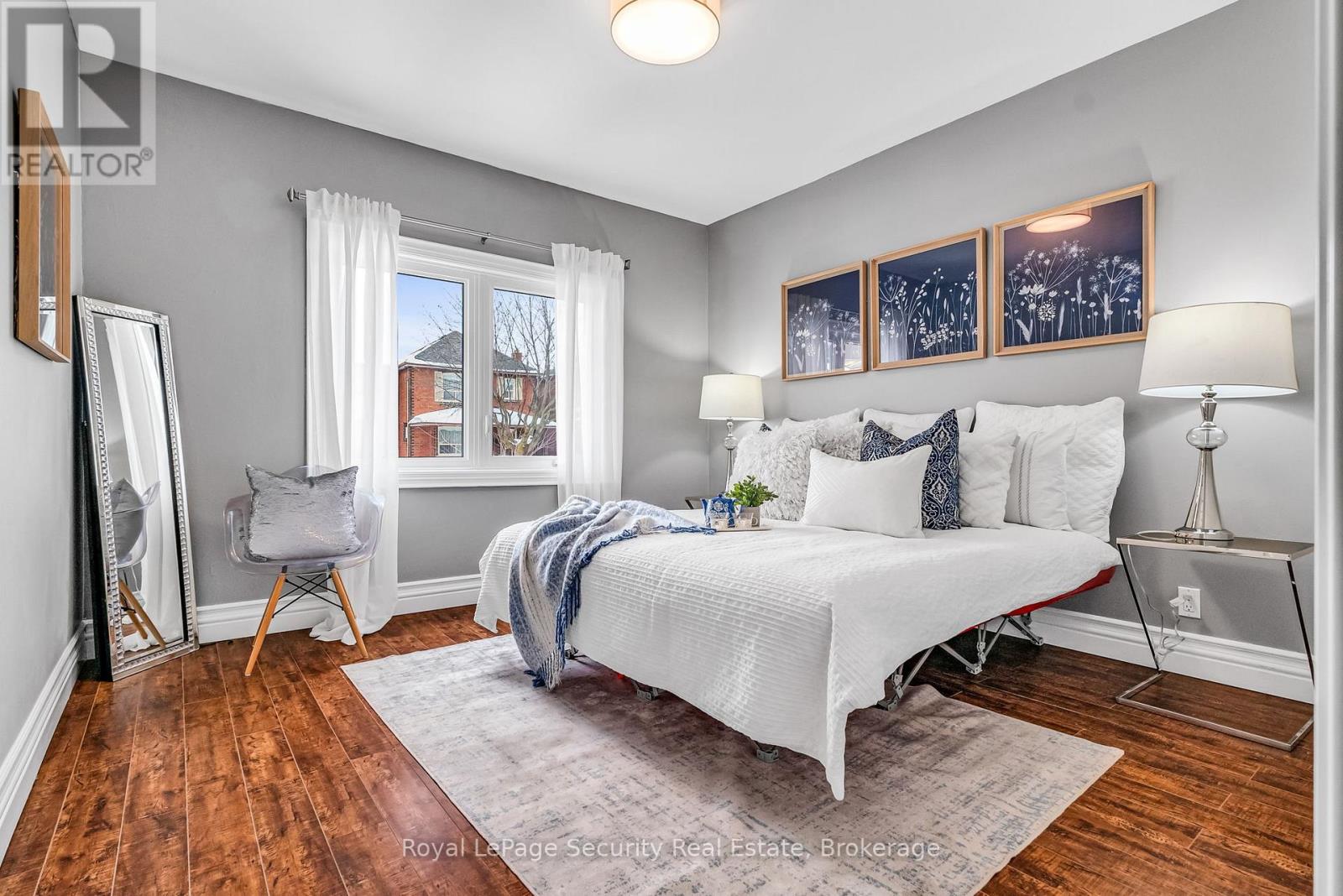 427 Lauder Avenue, Toronto, Ontario  M6E 3J1 - Photo 7 - C12159139