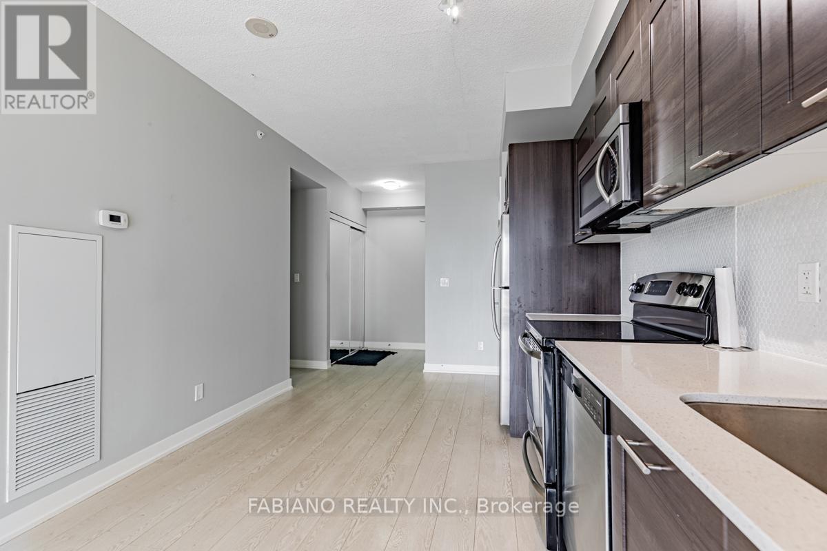 2313 - 20 Bruyeres Mews, Toronto, Ontario  M5V 0G8 - Photo 8 - C12159181