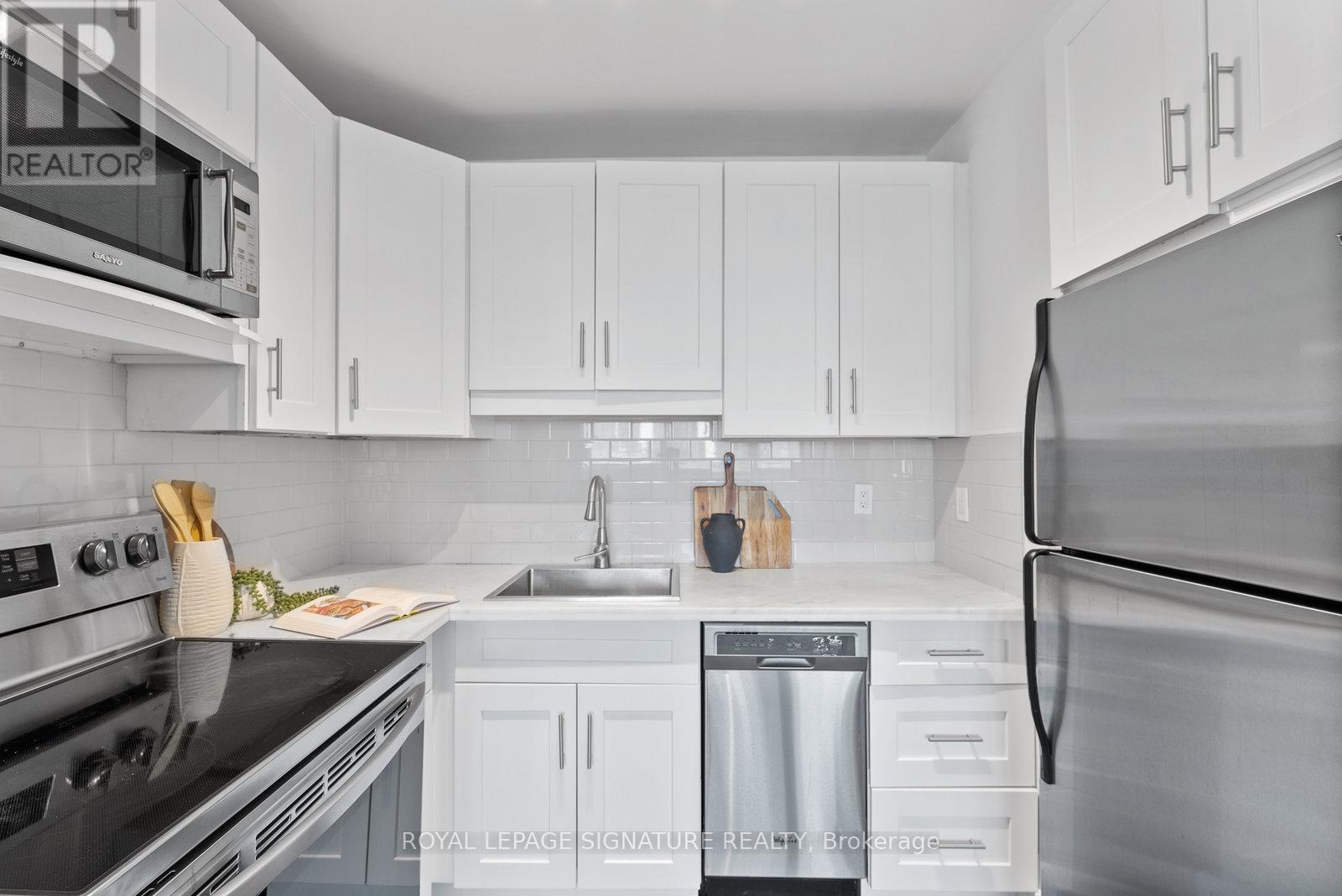2217 - 40 Homewood Avenue, Toronto (Cabbagetown-South St. James Town), Ontario  M4Y 2K2 - Photo 16 - C12159215