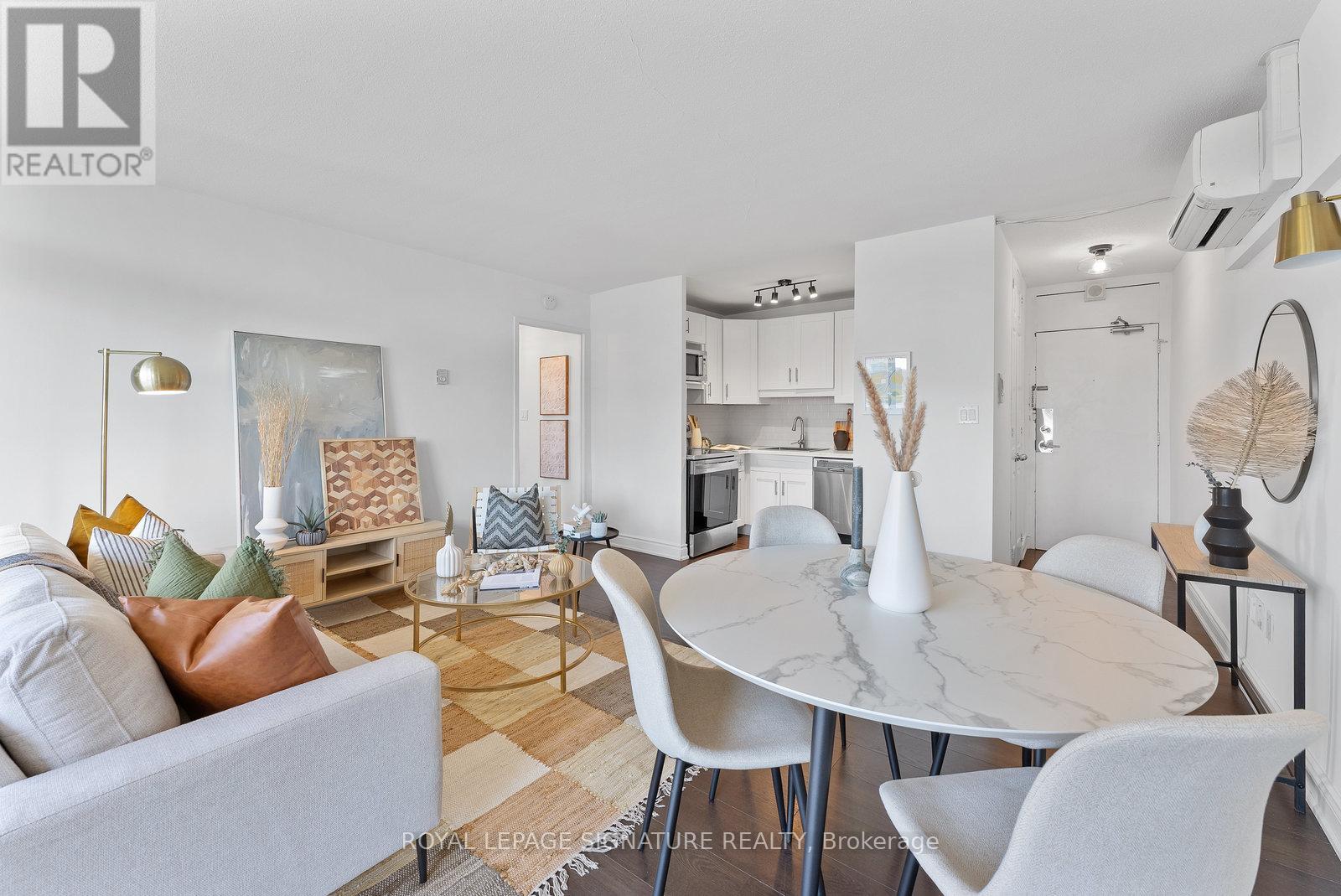 2217 - 40 Homewood Avenue, Toronto (Cabbagetown-South St. James Town), Ontario  M4Y 2K2 - Photo 8 - C12159215