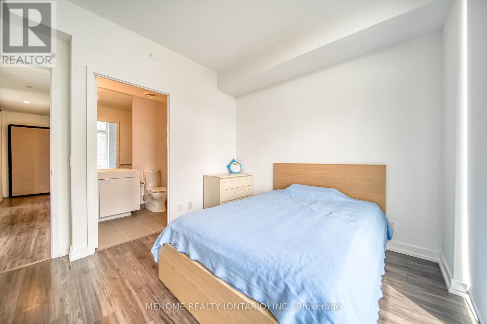 1810 - 33 Helendale Avenue, Toronto, Ontario  M4R 0A4 - Photo 18 - C12159227
