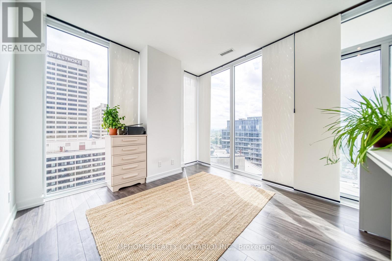 1810 - 33 Helendale Avenue, Toronto (Yonge-Eglinton), Ontario  M4R 0A4 - Photo 8 - C12159227