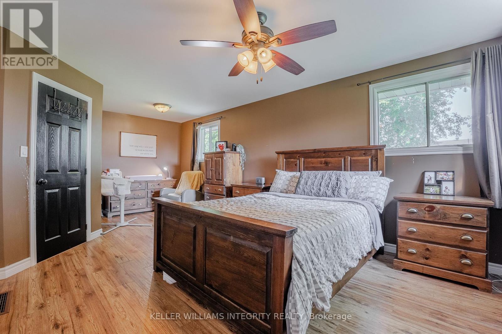 18233 Glen Road, South Glengarry, Ontario  K0C 2J0 - Photo 17 - X12159263