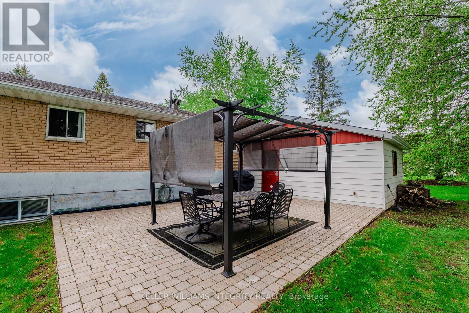 18233 Glen Road, South Glengarry, Ontario  K0C 2J0 - Photo 33 - X12159263