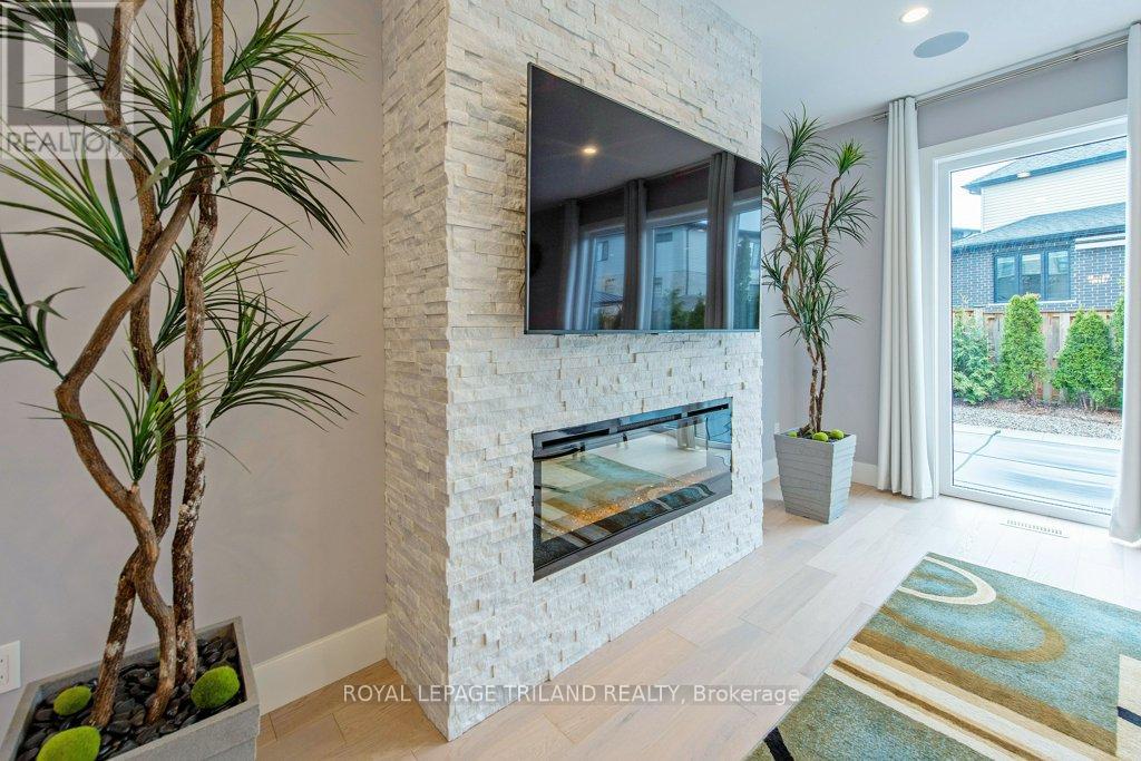 Photo 15 of 50 for 2190 Bakervilla Street