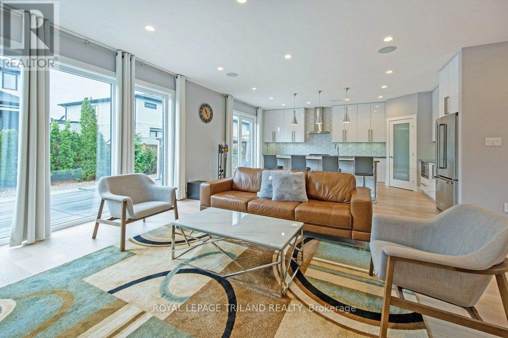 Photo 16 of 50 for 2190 Bakervilla Street