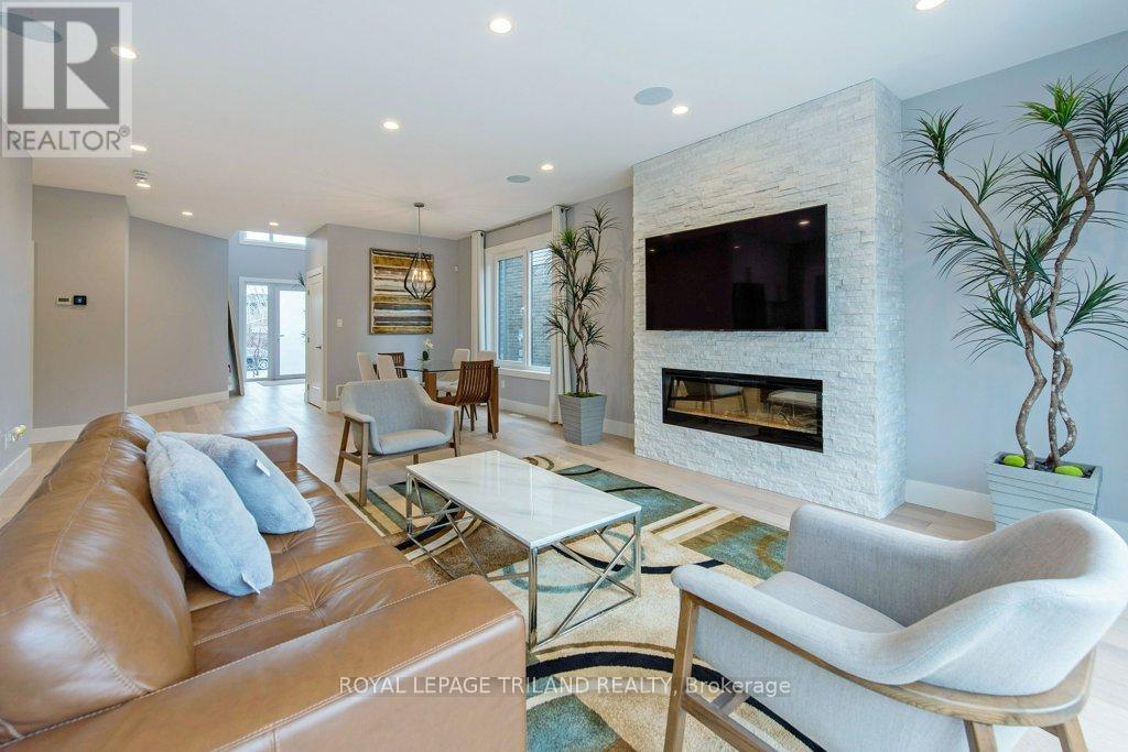 Photo 18 of 50 for 2190 Bakervilla Street