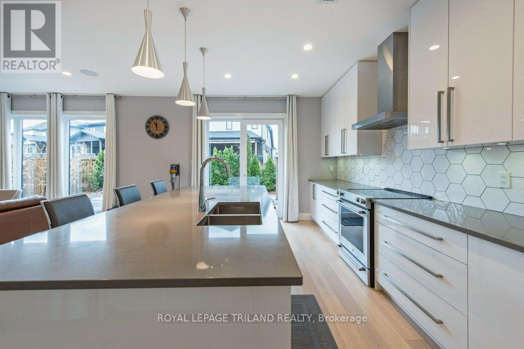 Photo 24 of 50 for 2190 Bakervilla Street