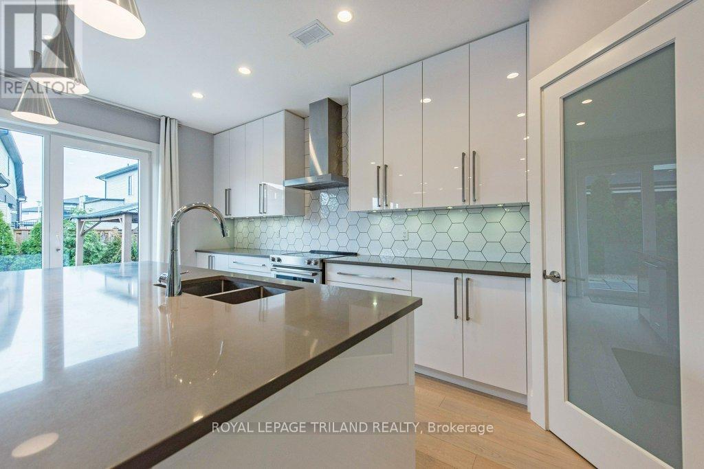 Photo 25 of 50 for 2190 Bakervilla Street