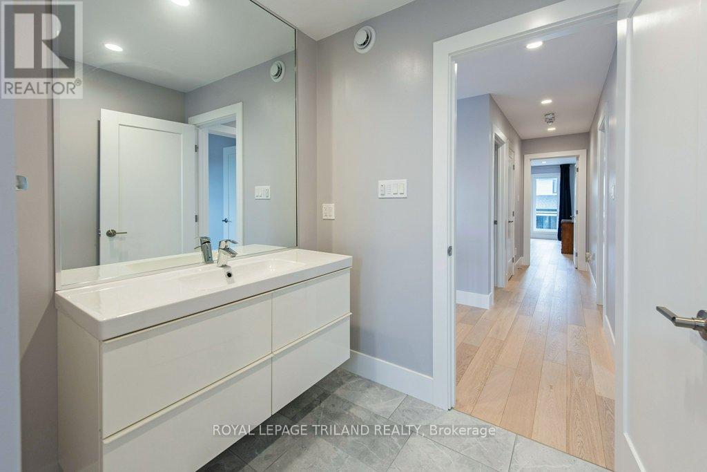 Photo 40 of 50 for 2190 Bakervilla Street
