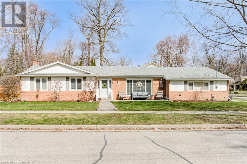 186 Shuh Avenue, Kitchener, Ontario  N2A 1H6 - Photo 1 - 40730005