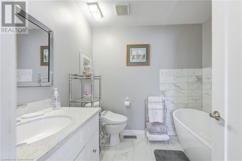 186 Shuh Avenue, Kitchener, Ontario  N2A 1H6 - Photo 26 - 40730005