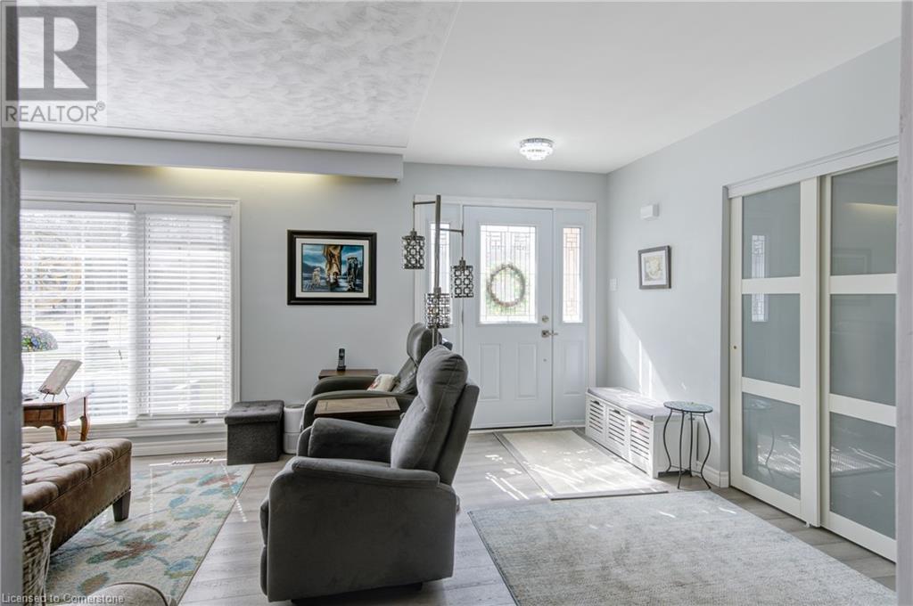 186 Shuh Avenue, Kitchener, Ontario  N2A 1H6 - Photo 6 - 40730005
