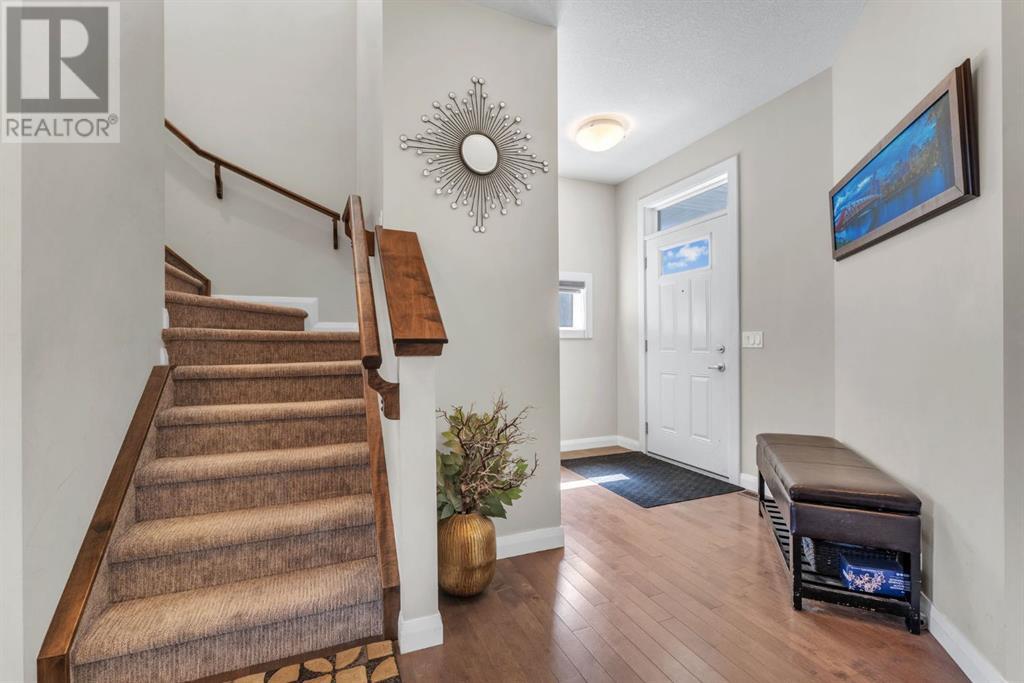 14 Redstone Mews Ne, Calgary, Alberta  T3N 0N5 - Photo 3 - A2217785