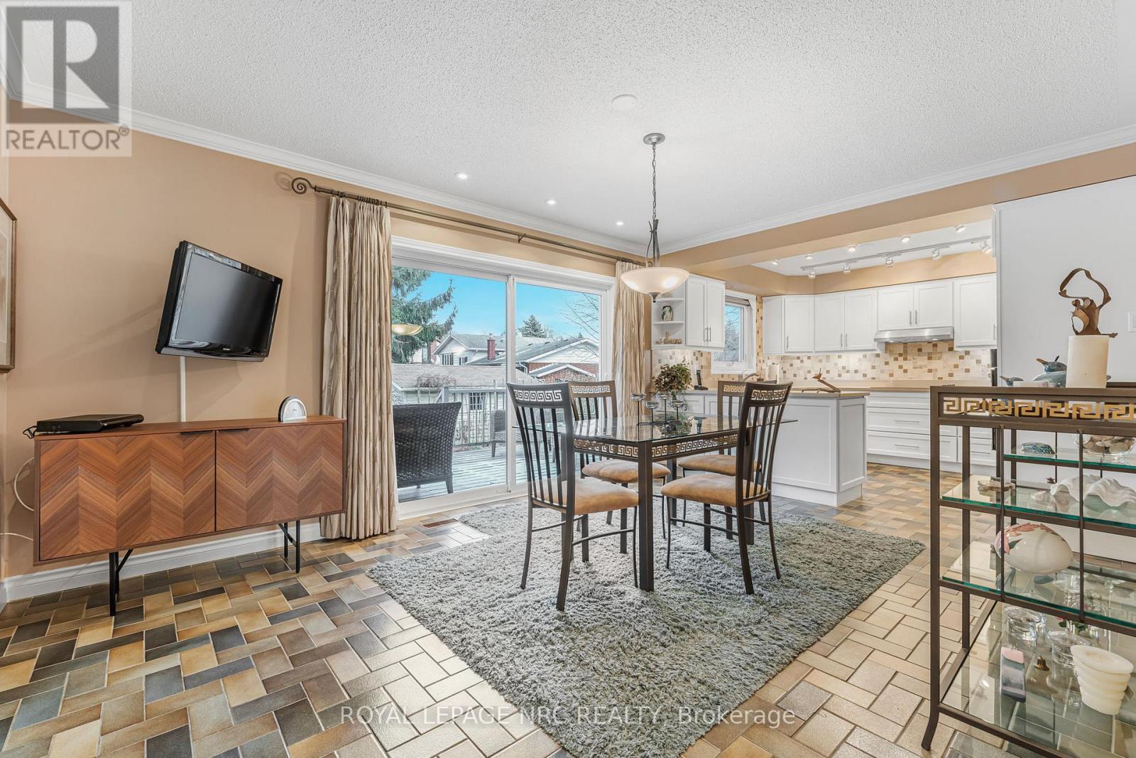 38 Colonel Butler Crescent, Niagara-On-The-Lake, Ontario  L0S 1J0 - Photo 17 - X12026607