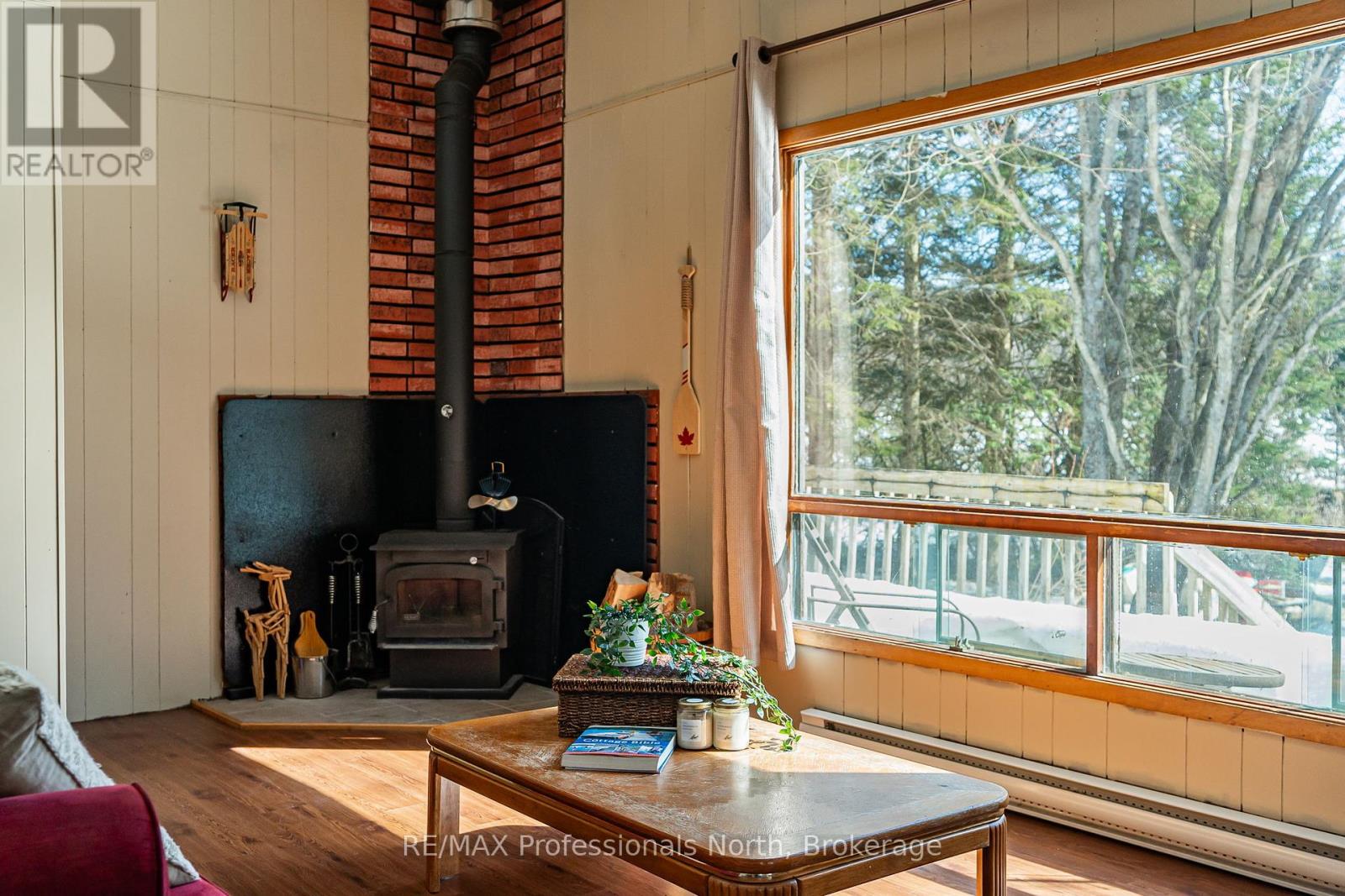 1093 Tiffany Lane, Minden Hills, Ontario  K0M 2K0 - Photo 12 - X12159367