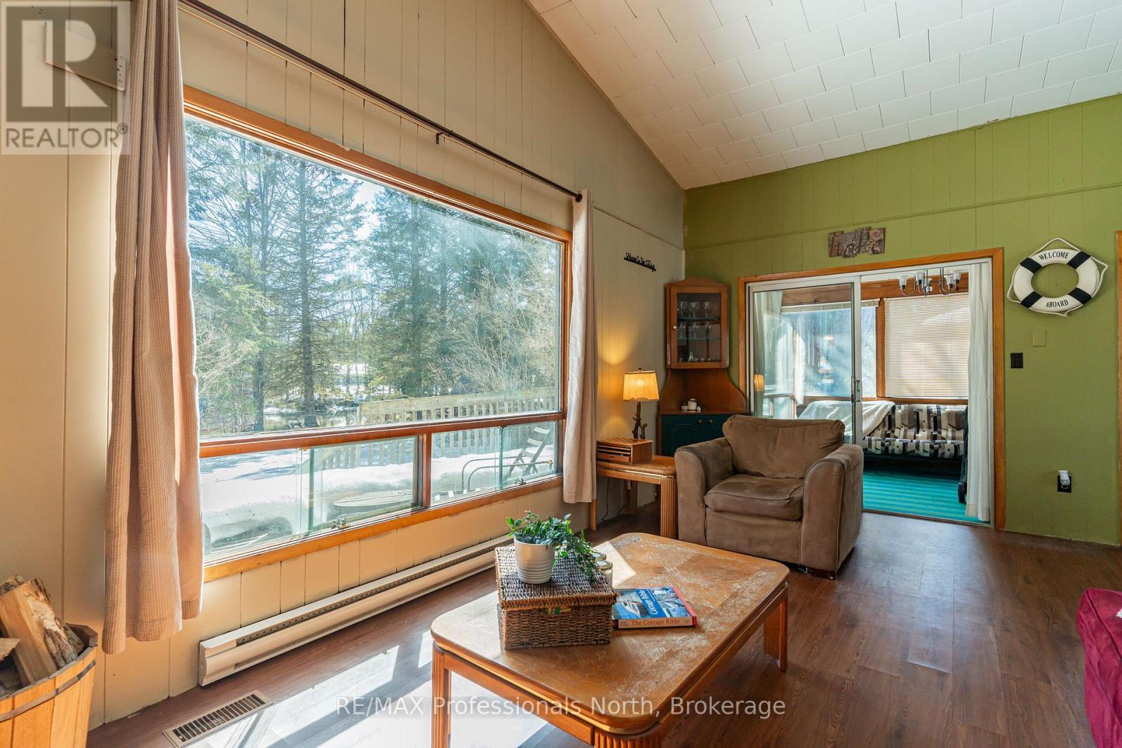 1093 Tiffany Lane, Minden Hills, Ontario  K0M 2K0 - Photo 16 - X12159367