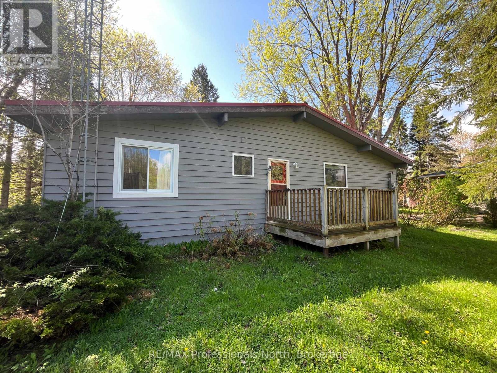 1093 Tiffany Lane, Minden Hills, Ontario  K0M 2K0 - Photo 26 - X12159367