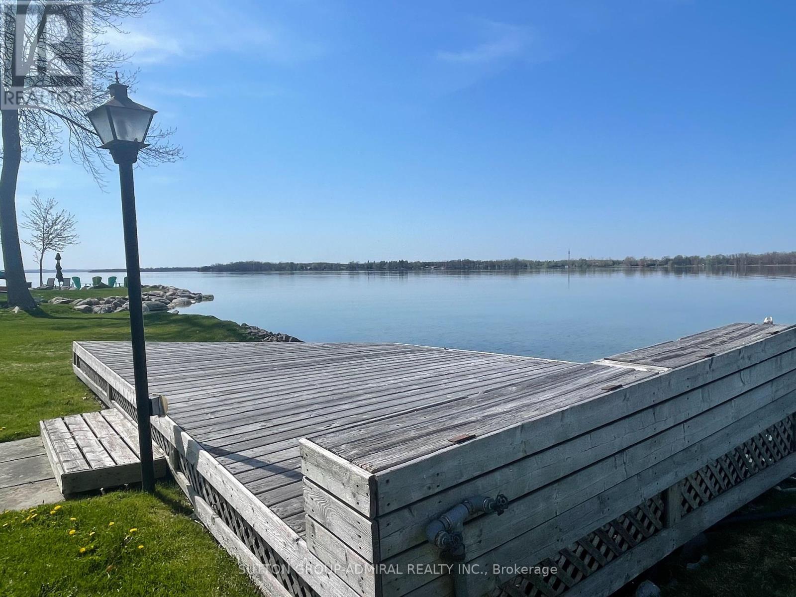 162 Bayshore Drive, Ramara, Ontario  L3T 2N9 - Photo 10 - S12159179