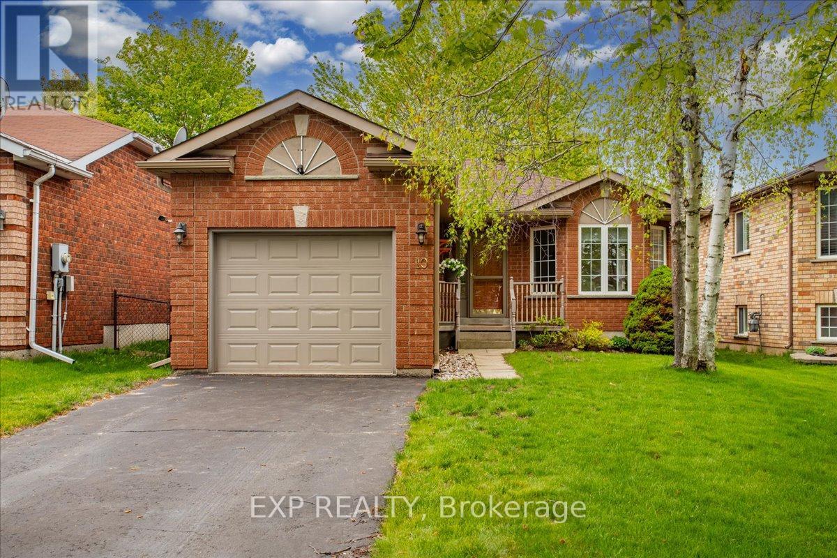 10 WALLWINS WAY, Barrie, Ontario