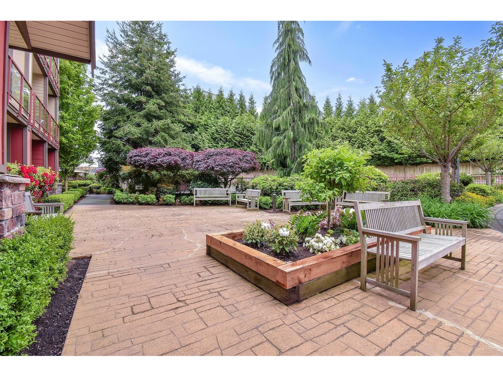 204 2511 King George Boulevard, Surrey, British Columbia  V4P 0C7 - Photo 11 - R2998306