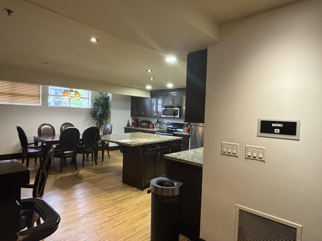 204 2511 King George Boulevard, Surrey, British Columbia  V4P 0C7 - Photo 26 - R2998306