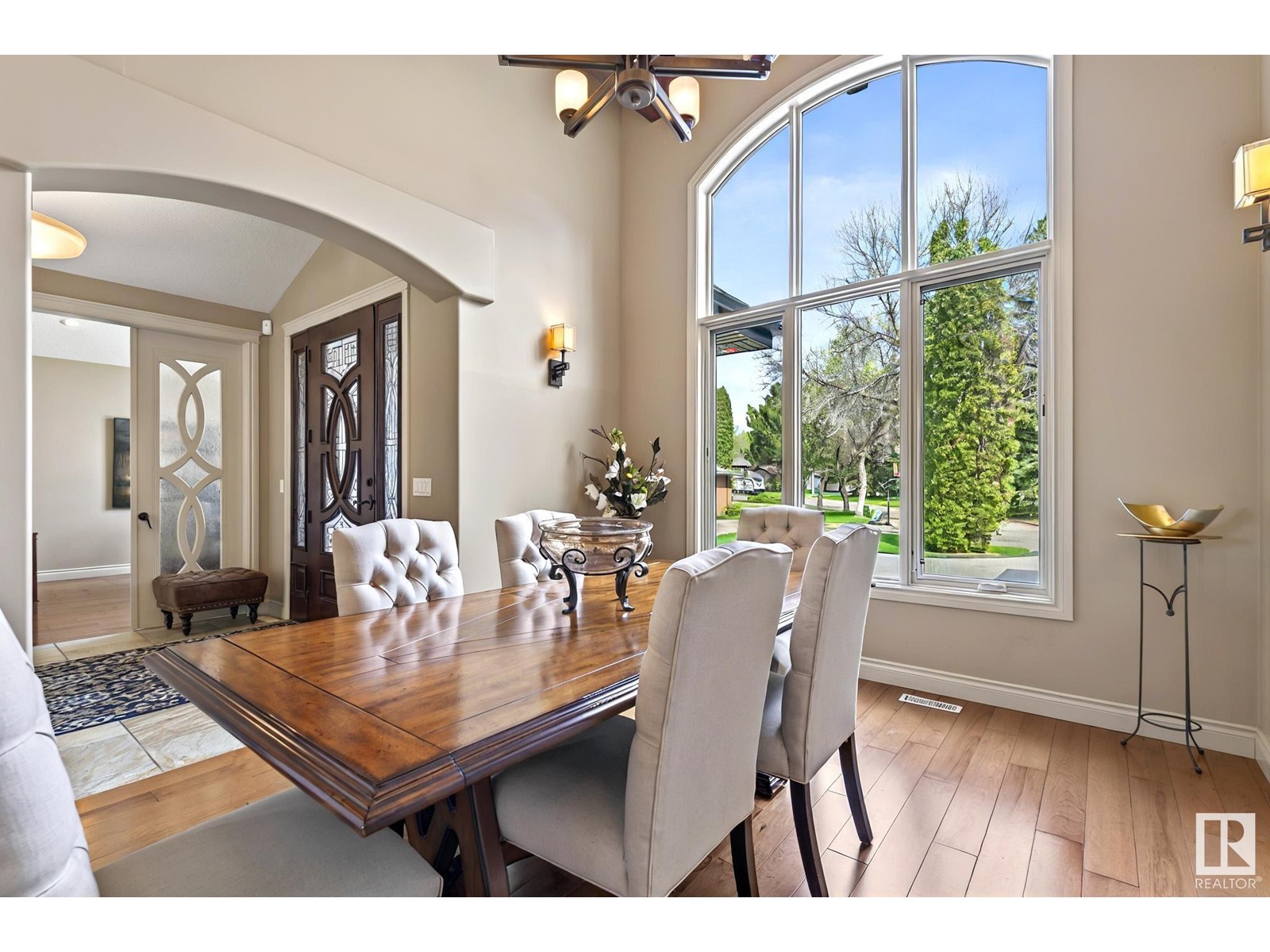 Property at 98 LANCASTER CR image 3