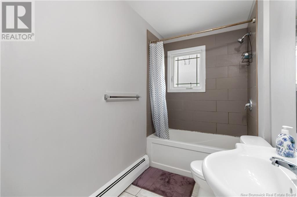 66 Ayer Avenue, Moncton, New Brunswick  E1C 8G8 - Photo 22 - NB118894