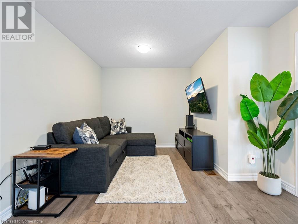27 Canoe Lane, Hamilton, Ontario  L8K 0A3 - Photo 7 - 40727505