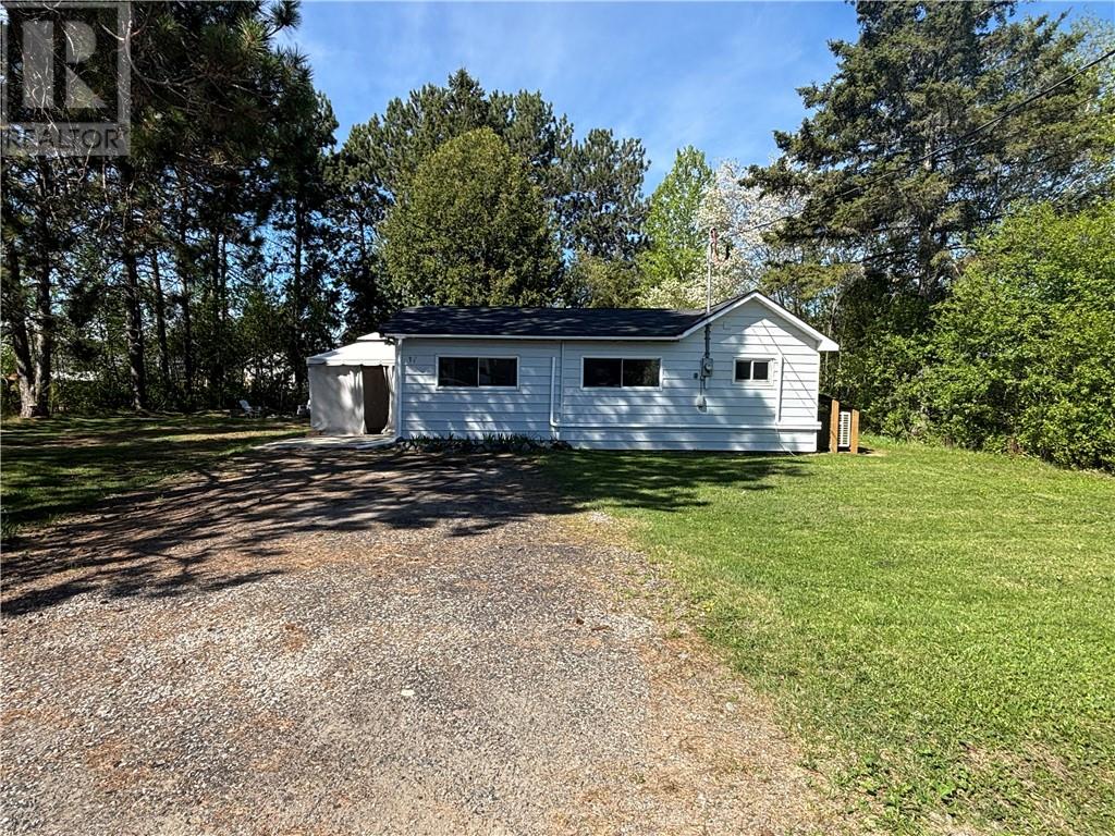 17 Nelson Street, Nairn Centre, Ontario  P0M 2L0 - Photo 3 - 2122361