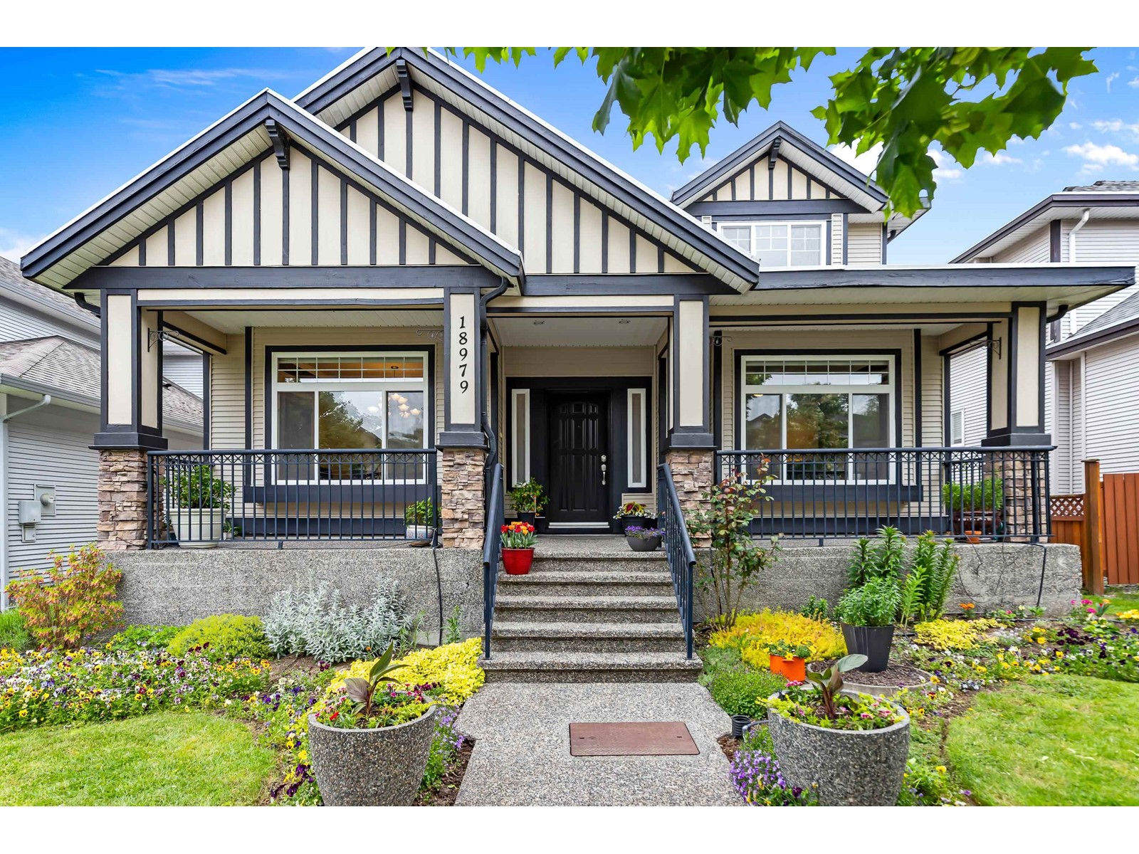 18979 70 Avenue, Surrey, British Columbia  V4N 5K4 - Photo 1 - R3004185