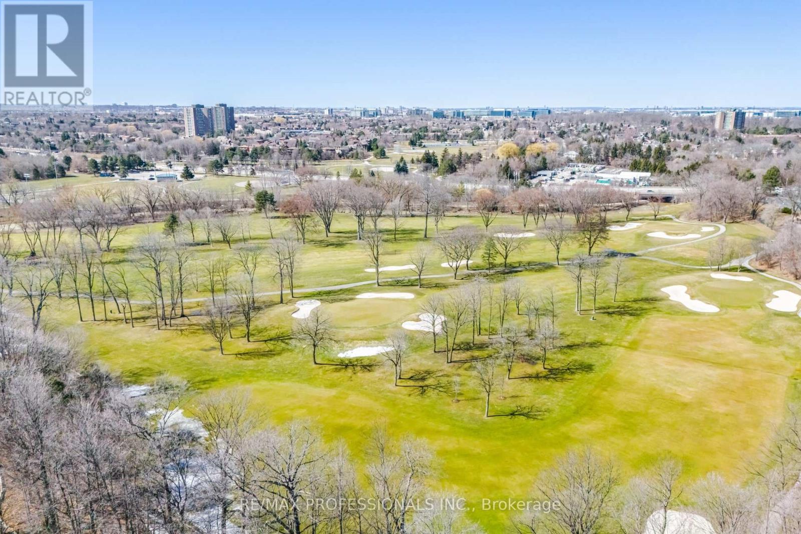 37 Thicket Road, Toronto, Ontario  M9C 2T4 - Photo 49 - W12159201