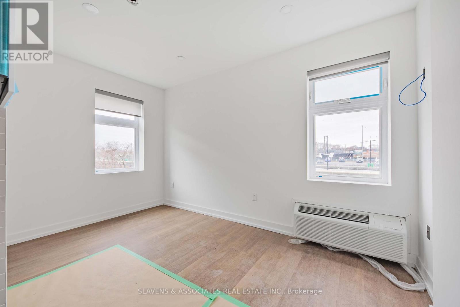 1 Blue Goose Street, Toronto, Ontario  M8V 2R5 - Photo 14 - W12159232