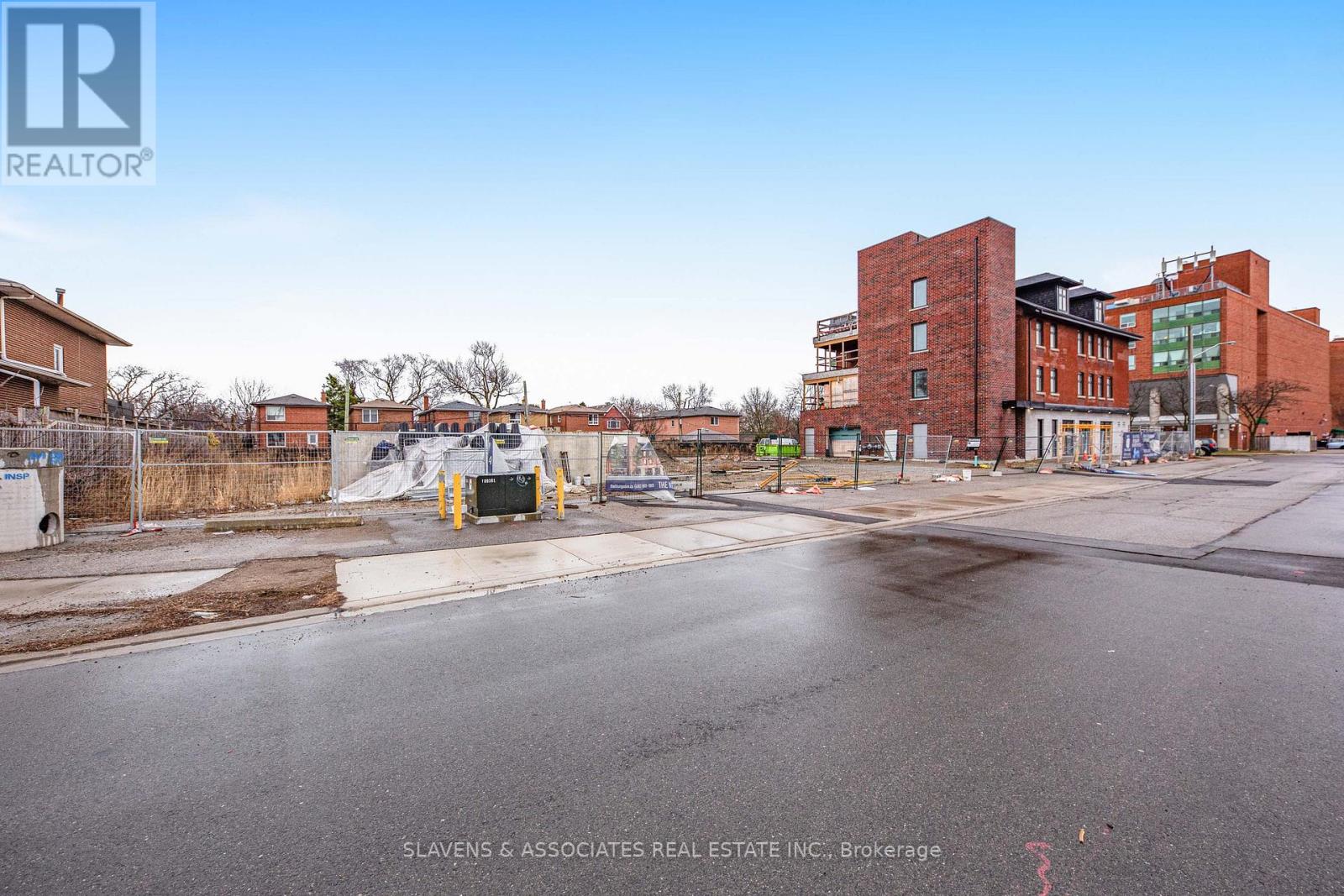 1 Blue Goose Street, Toronto, Ontario  M8V 2R5 - Photo 5 - W12159232