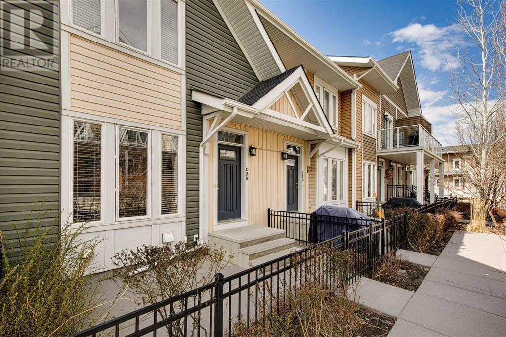 208 Auburn Bay Square Se, Calgary, Alberta  T3M 0Y6 - Photo 3 - A2213874
