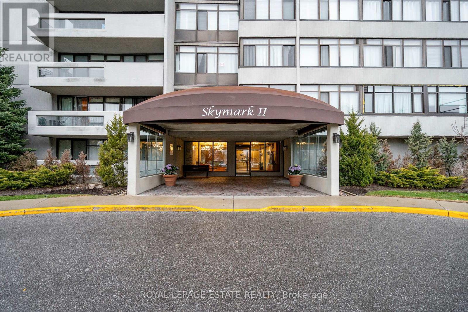901 - 1555 Finch Avenue E, Toronto, Ontario  M2J 4X9 - Photo 38 - C12159275