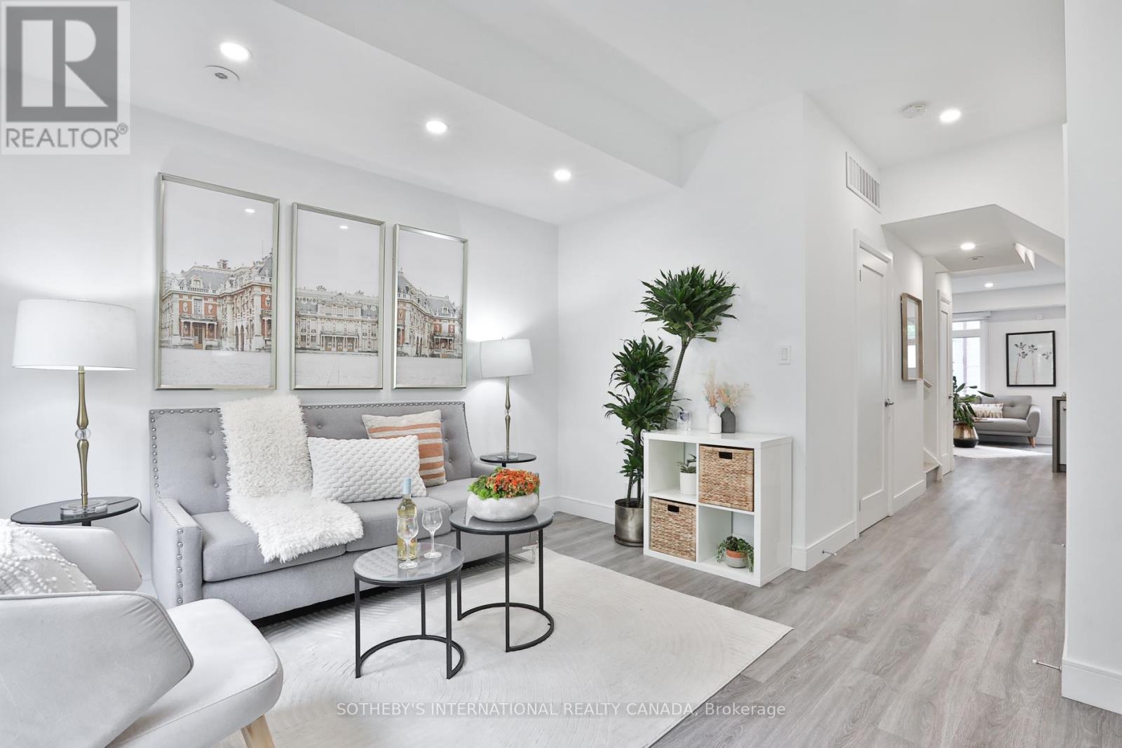 TH06 - 98 CARR STREET, Toronto, Ontario
