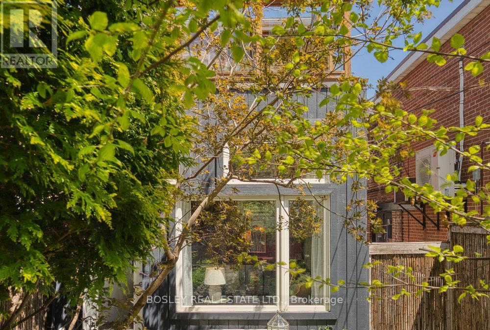 280 Margueretta Street, Toronto, Ontario  M6H 3S3 - Photo 44 - C12159280