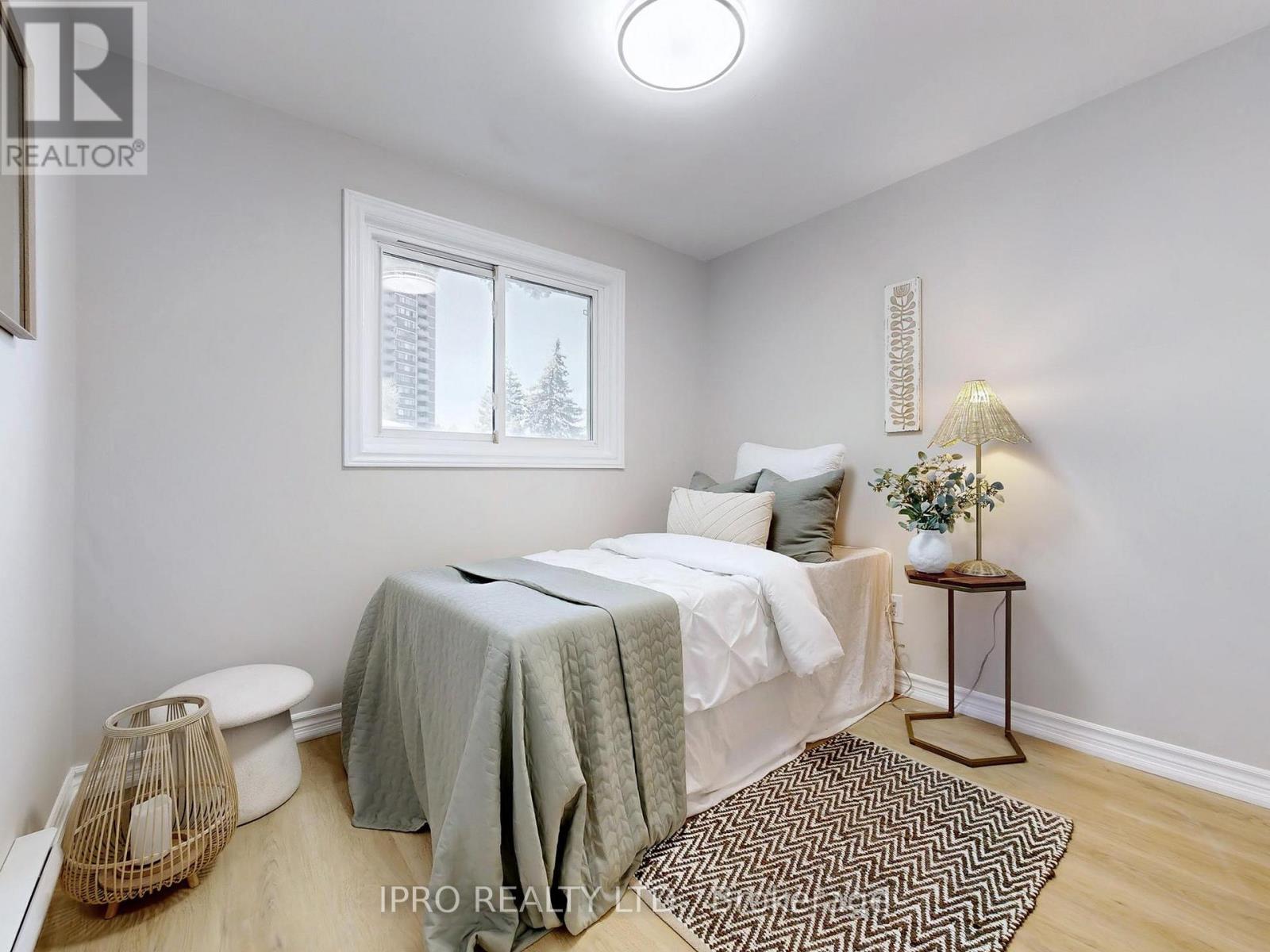 61 Plum Tree Way, Toronto, Ontario  M2R 3J1 - Photo 16 - C12159317