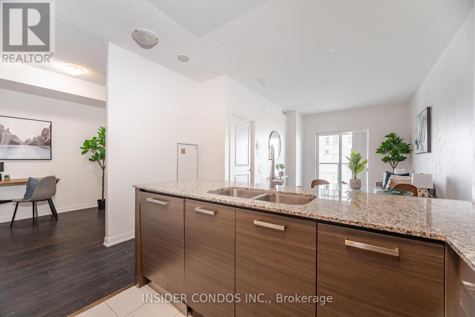 3207 - 5168 Yonge Street, Toronto, Ontario  M2N 5P6 - Photo 10 - C12159345