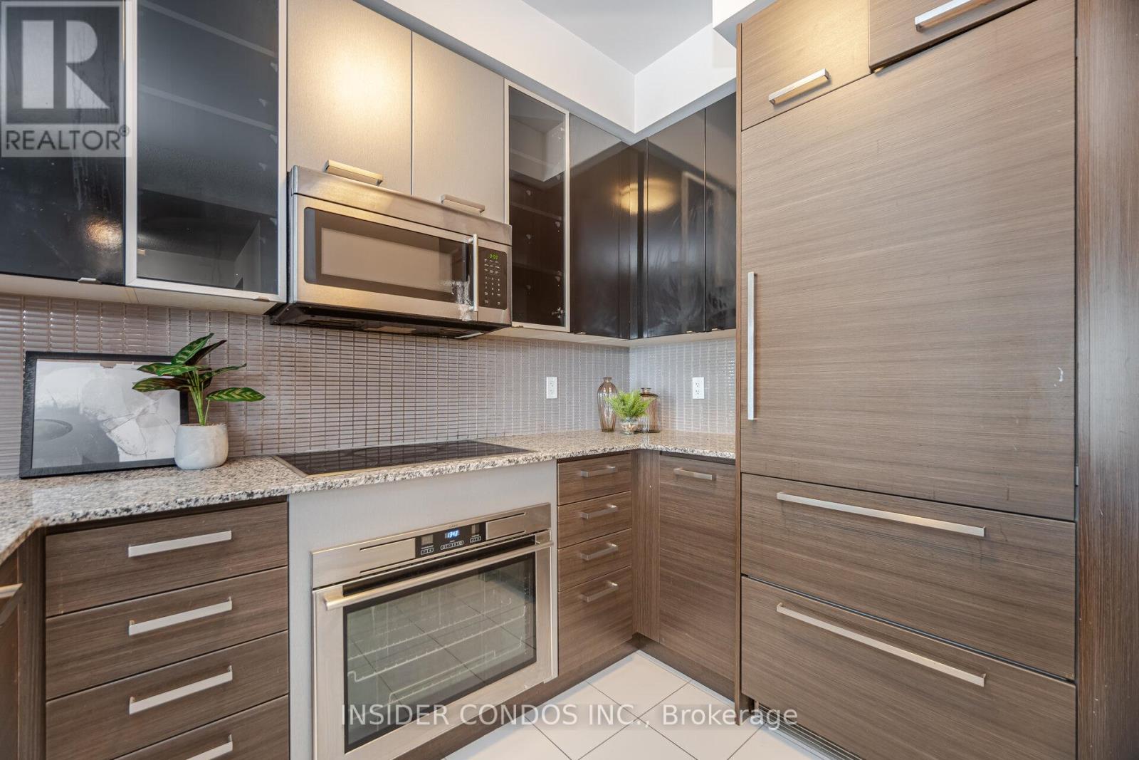 3207 - 5168 Yonge Street, Toronto, Ontario  M2N 5P6 - Photo 9 - C12159345