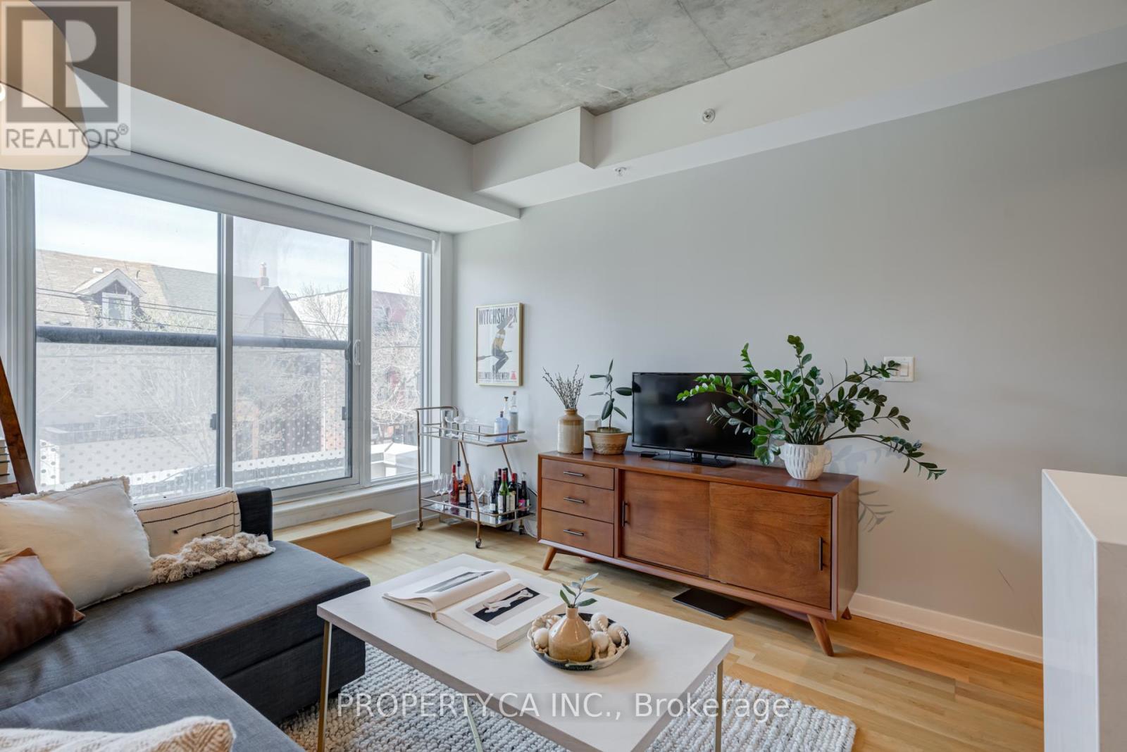 203 - 109 Ossington Avenue, Toronto, Ontario  M6J 0G1 - Photo 15 - C12159398