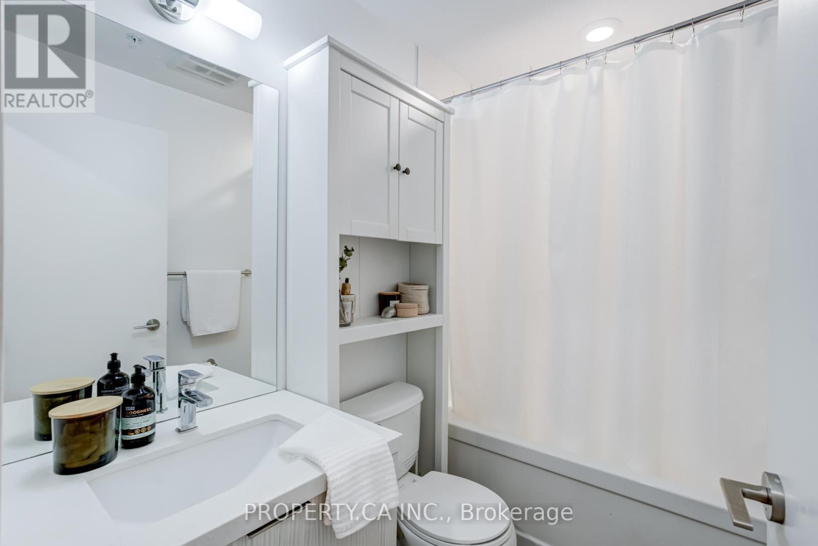 203 - 109 Ossington Avenue, Toronto, Ontario  M6J 0G1 - Photo 17 - C12159398