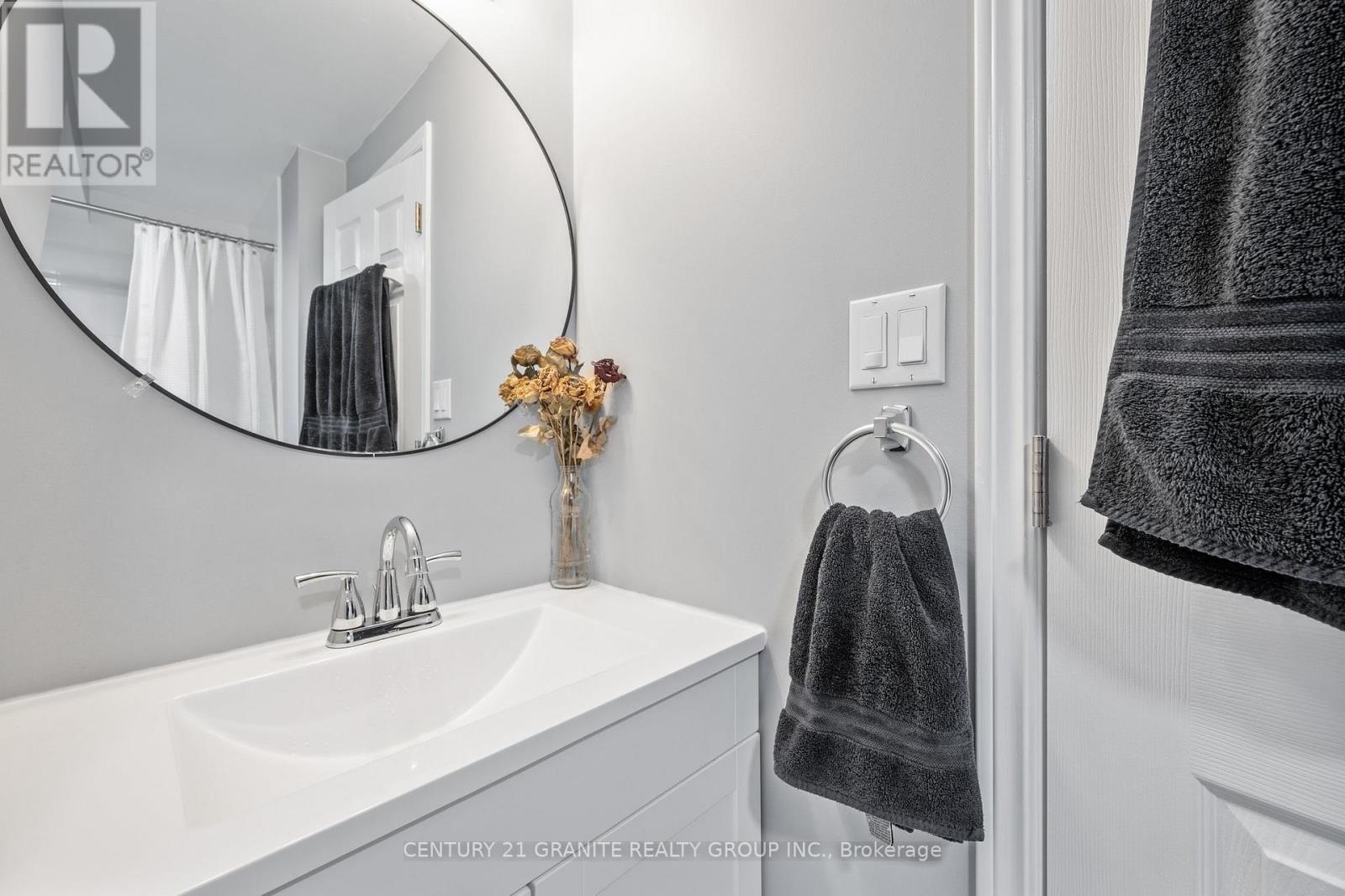 577 Hillsview Road, Hastings Highlands, Ontario K0L 2S0 - Photo 22 - X12154650