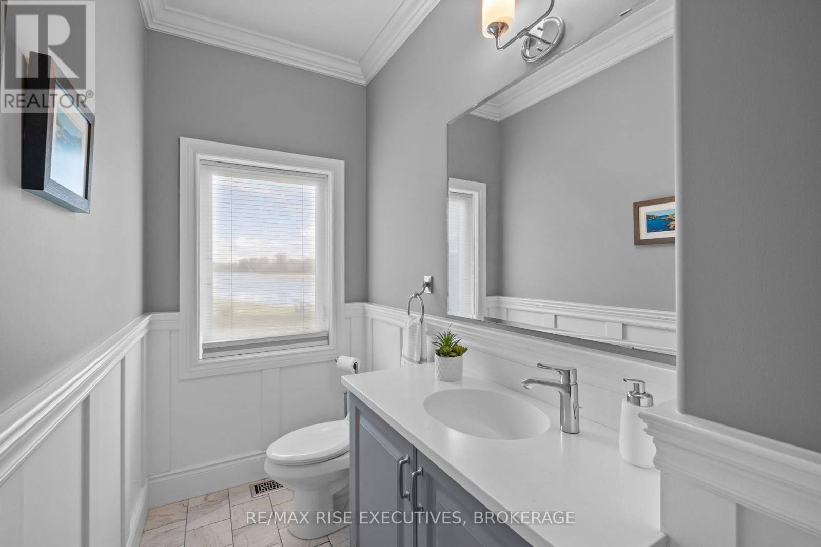 474 Dundas Street, Greater Napanee, Ontario  K7R 2C1 - Photo 33 - X12120518
